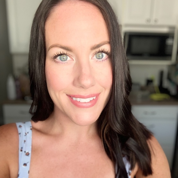 Meet your Posher, Kayla - Picture 1 of 1